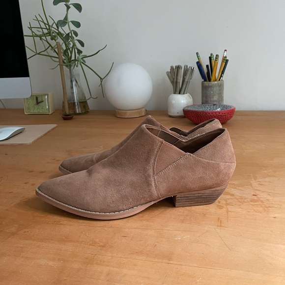 Steve Madden Cognac Suede Pointed Bootie - Picture 3 of 8